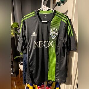Seattle Sounders Soccer Jersey Size L